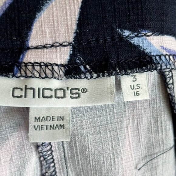 Chicos womens Tropical Printed Shorts Blue Size 3 - Picture 6 of 11